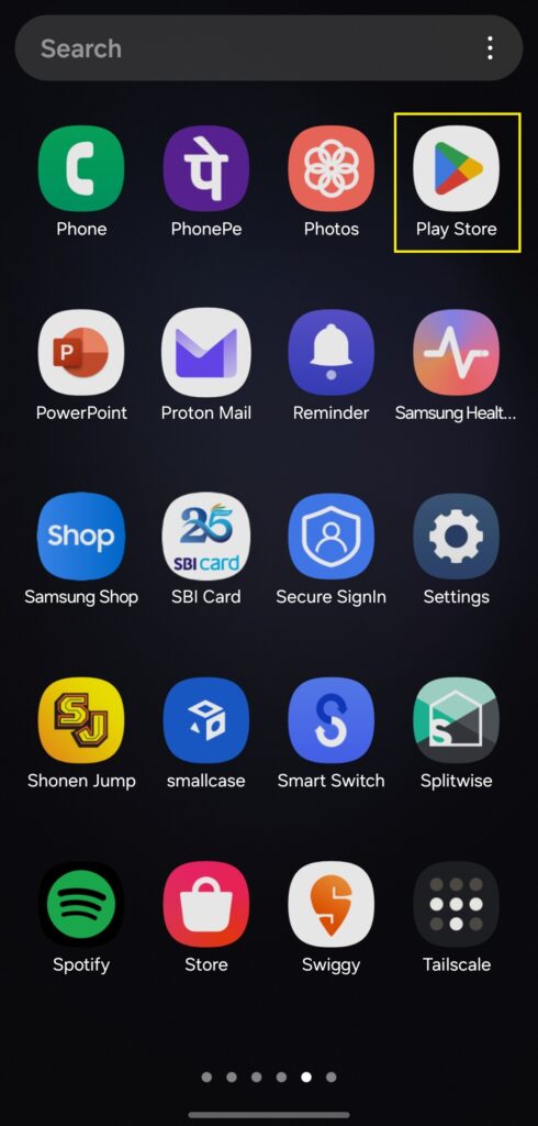 Image highlighting the play store icon